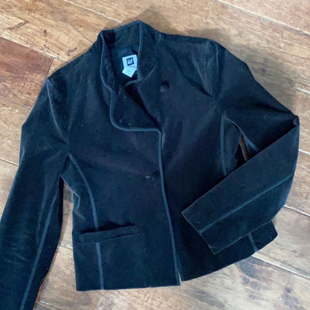GAP | Velvet Tuxedo Blazer